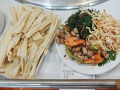 -70後铁锅炖(坡博总店)
