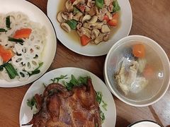 -佳禾月嫂育儿嫂(拱墅店)
