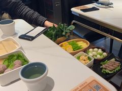 -左庭右院鲜牛肉火锅(金山万达店)