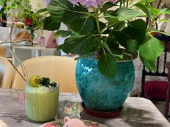 美莓熊蛋糕-花神·轻食简餐·咖啡馆·花卉绿植(荷兰花卉小镇店)
