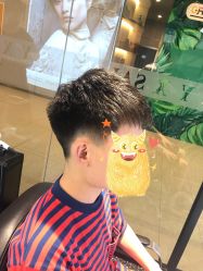 -丝语萱形象