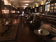 -LONG BAR 廊吧(外滩华尔道夫酒店)