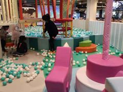 -布鲁豪斯亲子欢乐家庭餐厅