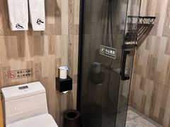 -闲隅江景艺术酒店(解放碑洪崖洞总店)