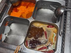 -海底捞火锅(新松江路店)