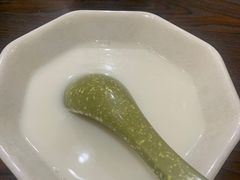 -舒小笼松针小笼包