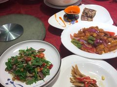 -沪华海鲜大酒楼(南汇店)