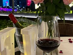 -MONICH牛排融合餐厅(和义大道购物中心店)