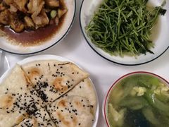 -懒熊月嫂中心(金鸡湖店)
