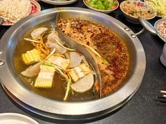 -沸炉重庆老火锅(军事博物馆店)