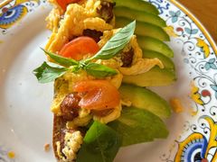 Aocado牛油果吐司-Alimentari Mulino意大利餐吧&烘焙(丰盛里店)