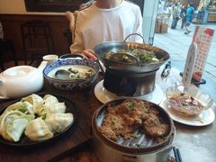 -一楼食业·美食人家