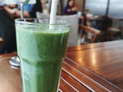 綠巨人-VESH COFFEE(定西路店)