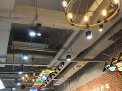 -哈尔滨烧烤·山河村铁锅炖(交大店)
