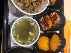 -吉野家(长沙五一广场IFS店)