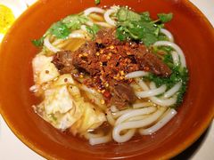 花溪牛肉粉-黔香阁(大上海时代广场店)