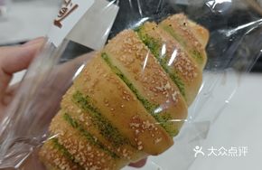 Garlic Cheese Sea Salt Roll