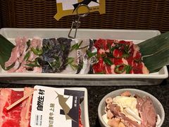 -三出山火锅(南京万象天地店)