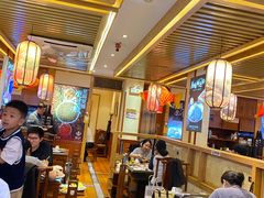 -沸炉重庆老火锅(军事博物馆店)