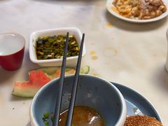 -左庭右院鲜牛肉火锅(浦江欢乐颂店)