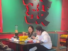 -多嘴超级肉蟹煲(杉杉国潮主题店)