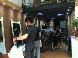 -明洞造型精品烫染