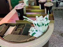 -星巴克(上海虹桥站2A检票口)