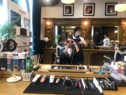 -TWOFACE 双面理发馆