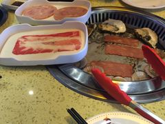 -鑫海汇海鲜烤肉火锅自助(七彩城店)