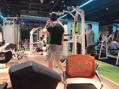 器械区-GMJ·24H健身房(四川北路店)
