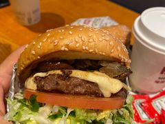 -The Habit Burger Grill 哈比特汉堡(复兴soho店)