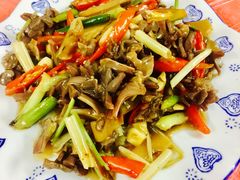 酸笋炒鸭肾-梅岭鹅王酒楼