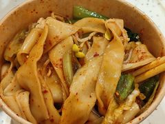 -鹤江桥·红油牛肉粉(SKP店)