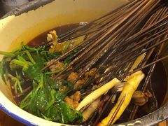 -拈签一笑黄牛肉辣卤串串