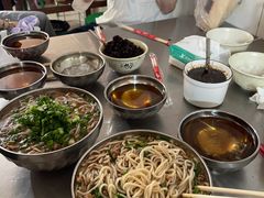 -正宗杨记普洱酸醋米线(总店)