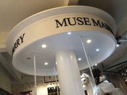 点击看大图 -MuseMarry婚纱(前海嘉里中心店)