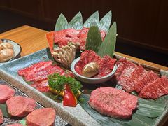 -炼火烤肉店