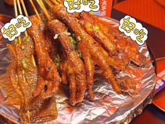 -何师烧烤·香辣蟹·川菜·30年老品牌(太古里旗舰店)