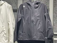 -王府井奥莱棋盘山小镇