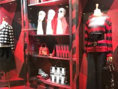 -DIOR迪奥(德基广场女装店)