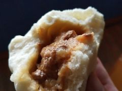 -白玉兰食品甜凤店(合生汇店)