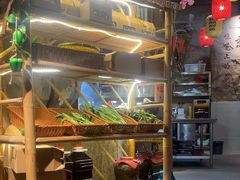 -头上红煨盐鸡·非遗院子餐厅