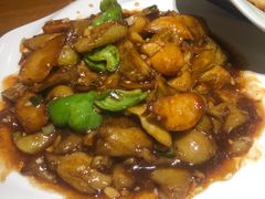 -95号酱骨·一块豆腐(展春园西路店)