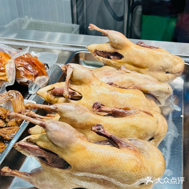 连南京本地人都 N刷的烤鸭店！