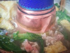 -毛辣果·贵州红酸汤牛肉火锅(西单店)