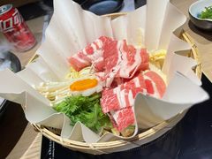 -枝魯枝魯自助料理