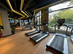 -贝菲特游泳健身(徐泾店)