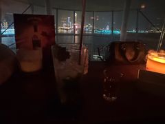 -SU lounge the lake view湖景酒廊