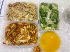 泡菜牛肉炒粉丝-鹿港小镇(金虹桥国际中心店)