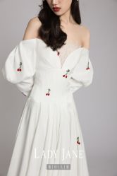 -Lady  Jane高端婚纱礼服馆
